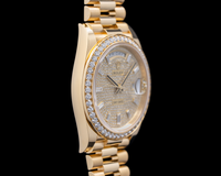 Rolex 228348RBR Day-Date 40MM 18K Yellow Gold Champagne Diamonds Dial 2024